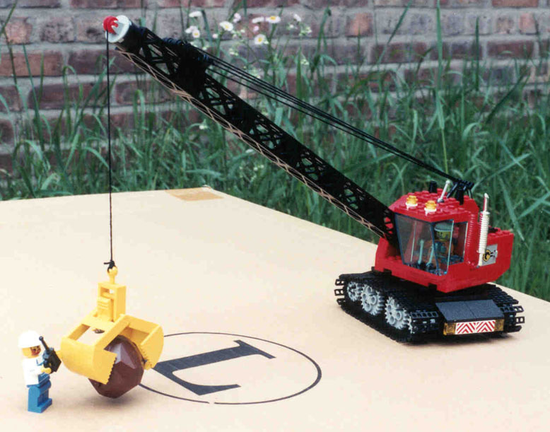 moc-crane11.jpg