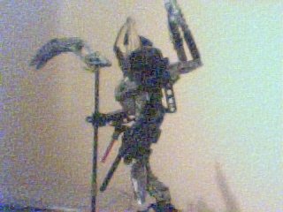 makuta_gun_side.jpg