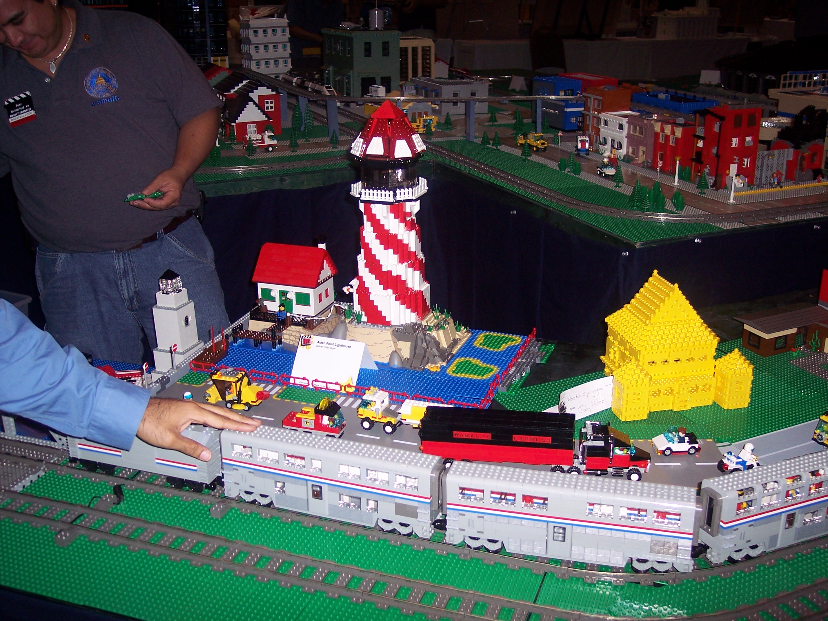 brickfest2006_100_2075.jpg