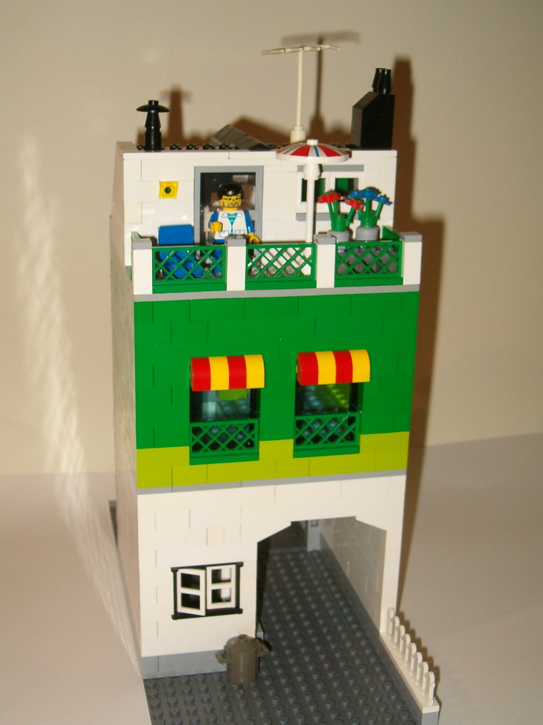green_building02.jpg