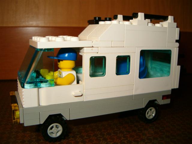camper1.jpg