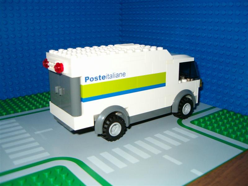mail_van1.jpg