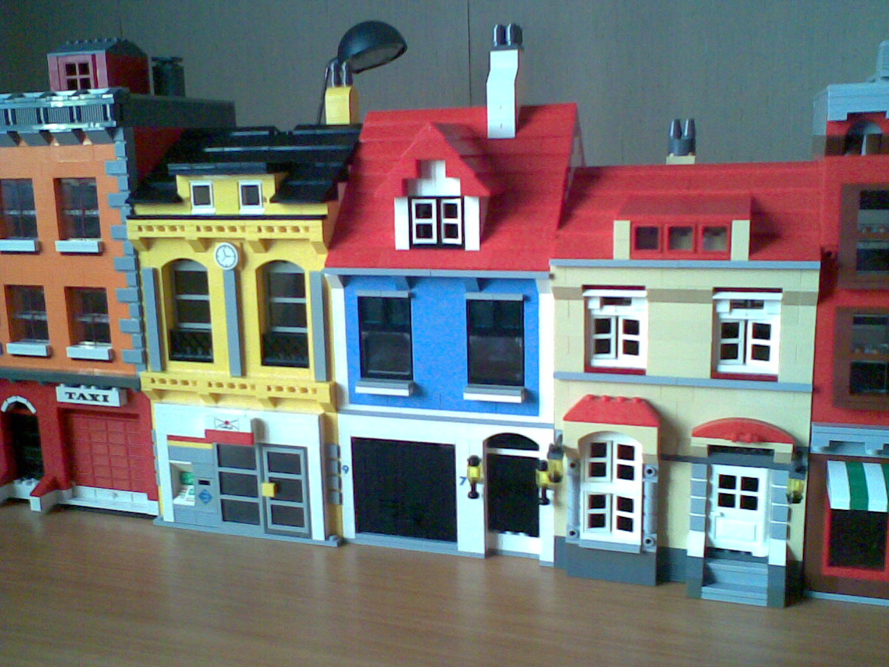 town10-11-n002.jpg