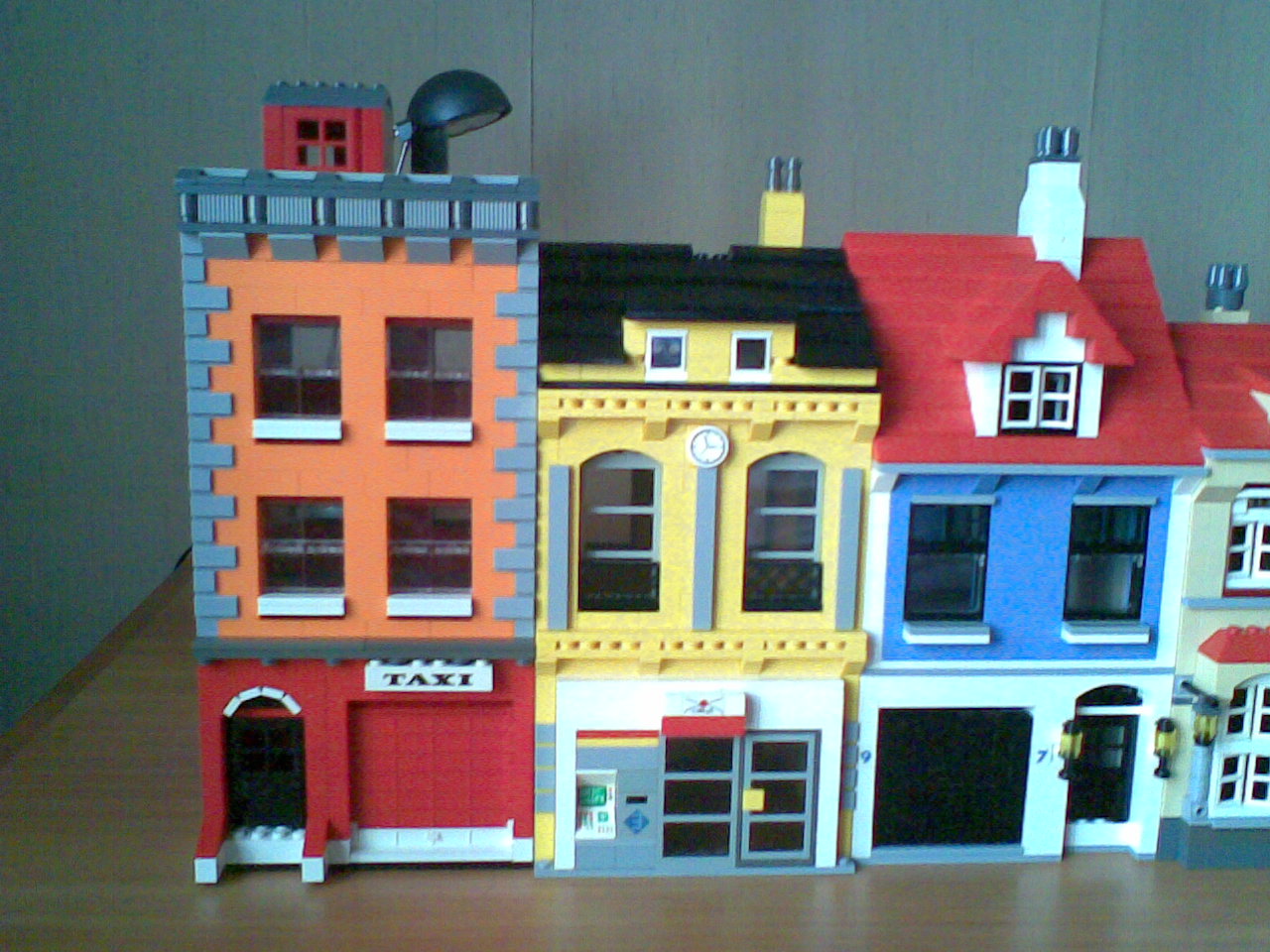 town10-11-n003.jpg