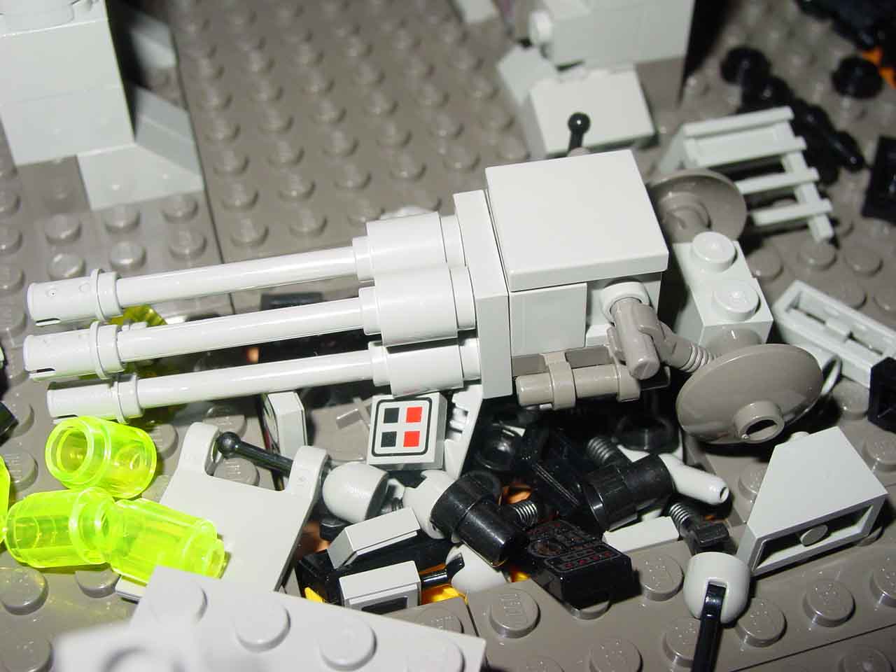 millenniumfalcon7.jpg