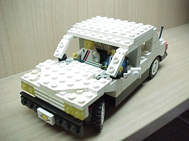 sedan2.jpg