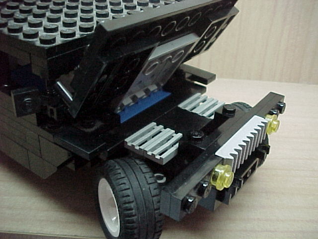 hummerhoodengine.jpg