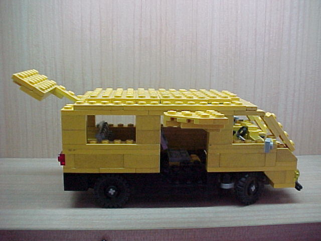 vanside2.jpg