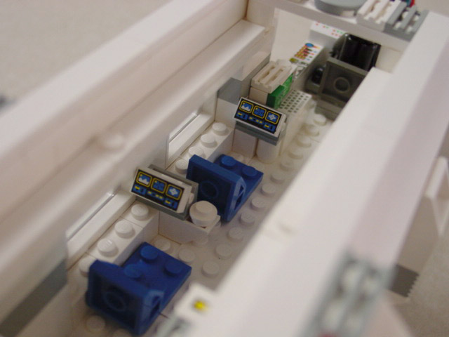 pcsbus07.jpg