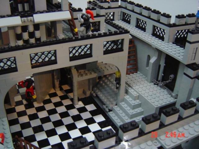 castle_01_front_inside.jpg