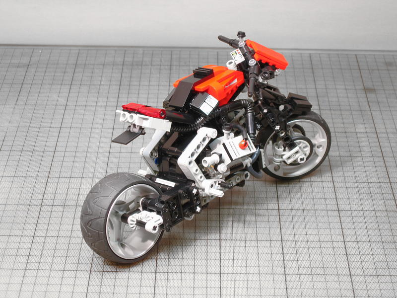 legomotorbike-type2-01.jpg