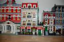 moc_parisian_restaurant_pic27.jpg