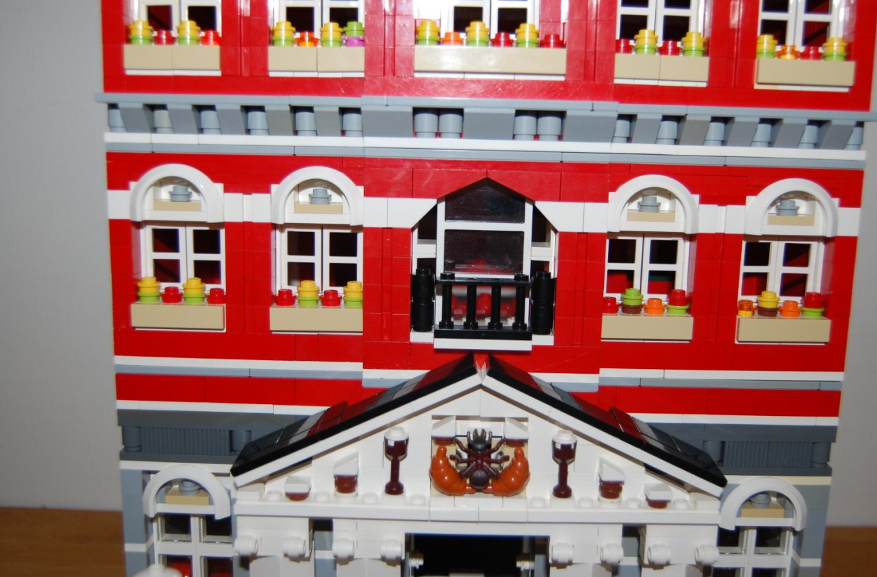 moc_town_hall_pic005.jpg