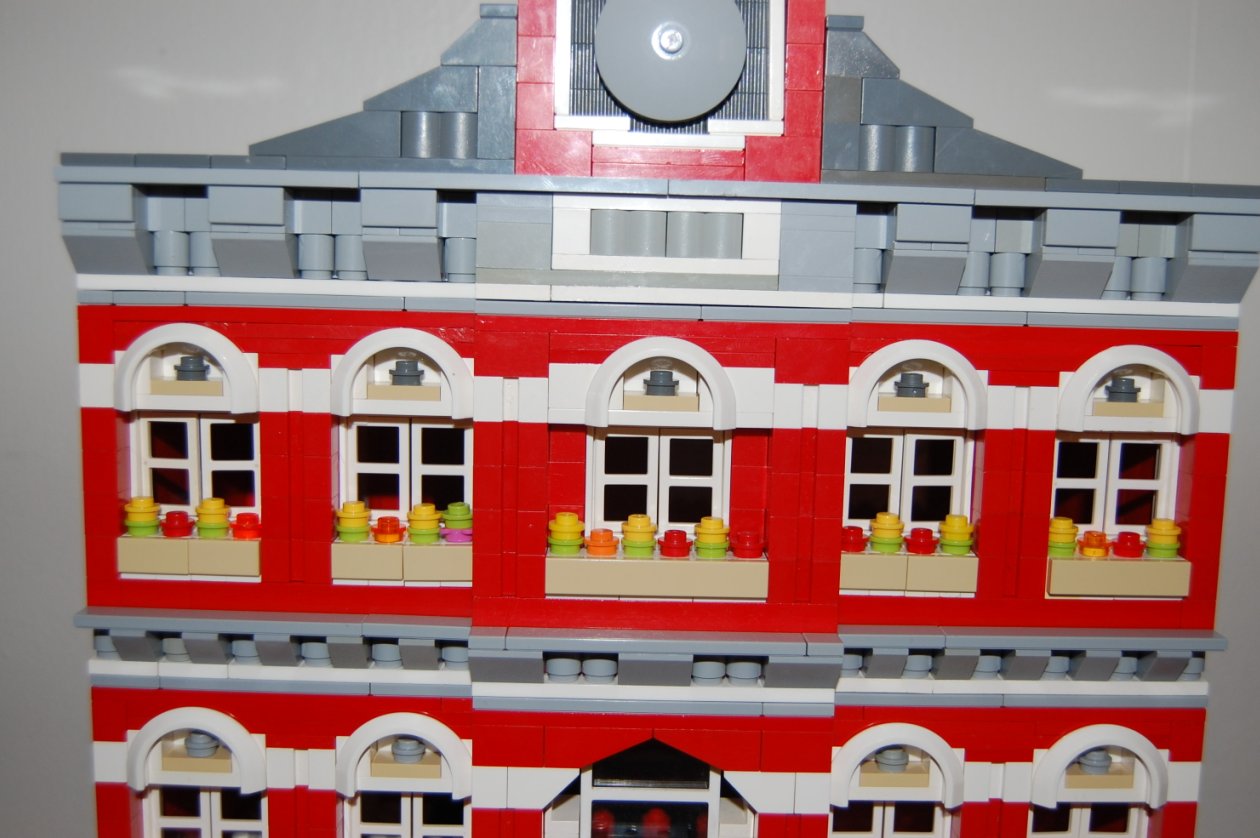 moc_town_hall_pic006.jpg