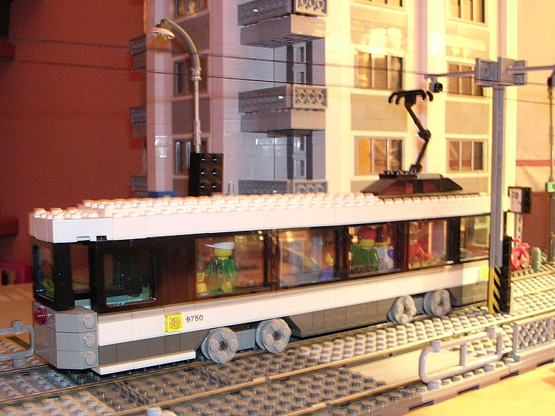 0090tram.jpg