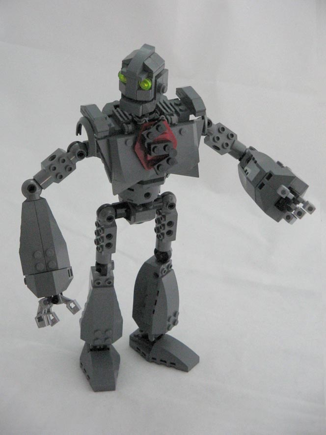 lego_iron_giant_02.jpg