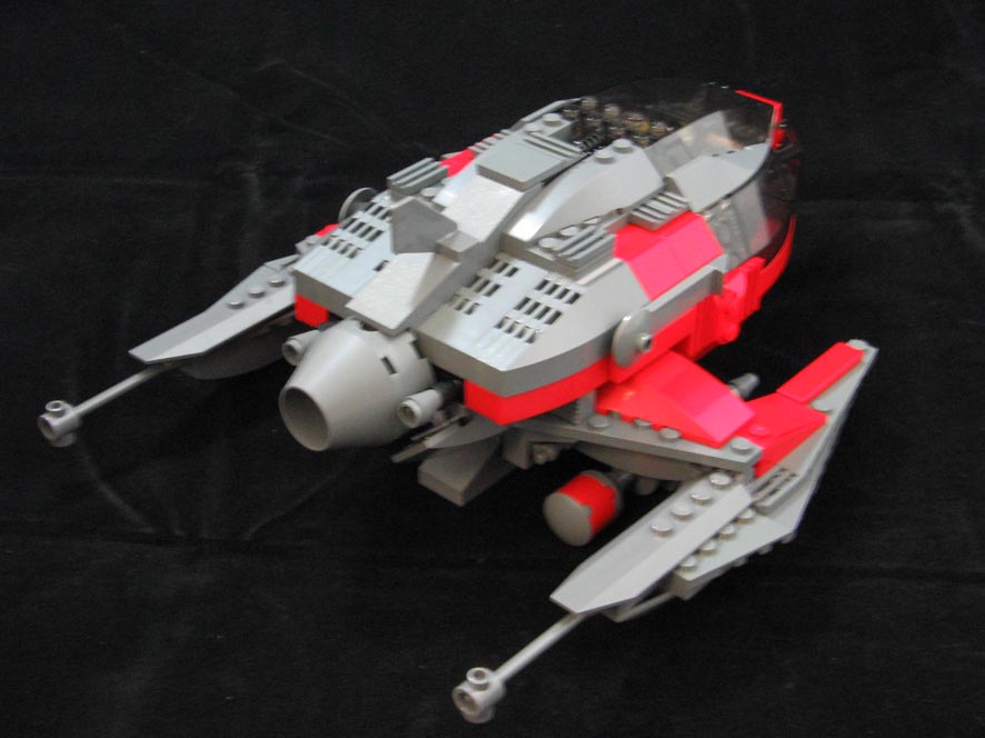 red_sub_03.jpg