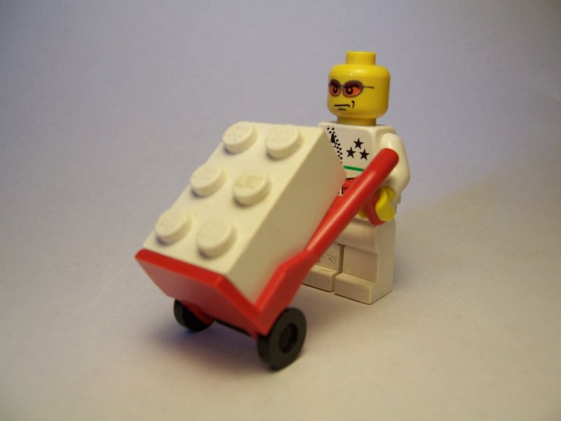 minifig_23_800x600.jpg