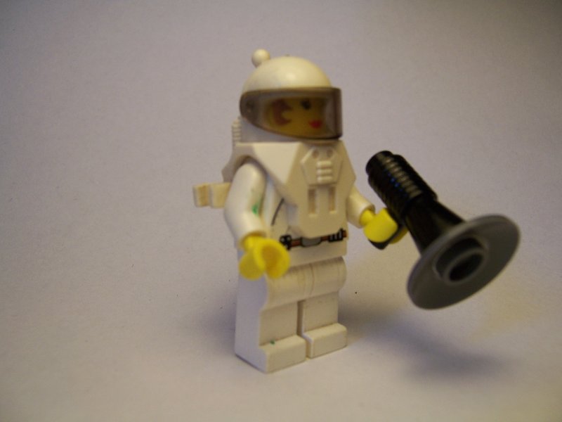 minifig_6_800x600.jpg
