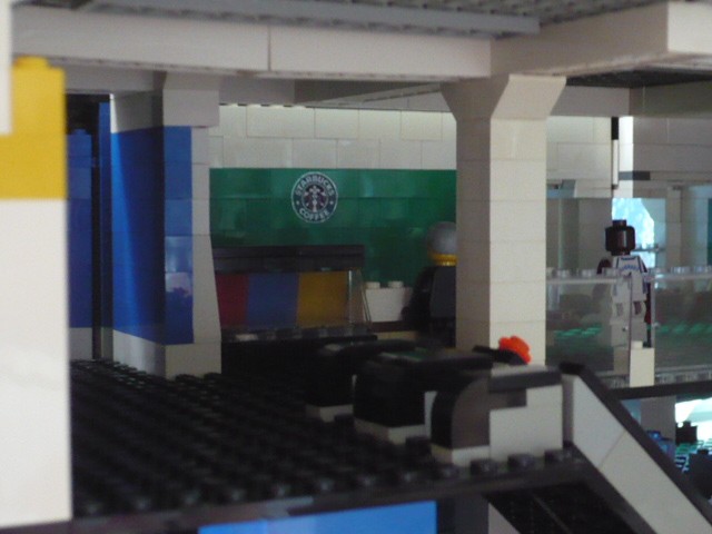 downtownarea_railstation_inside_cafe_2.jpg