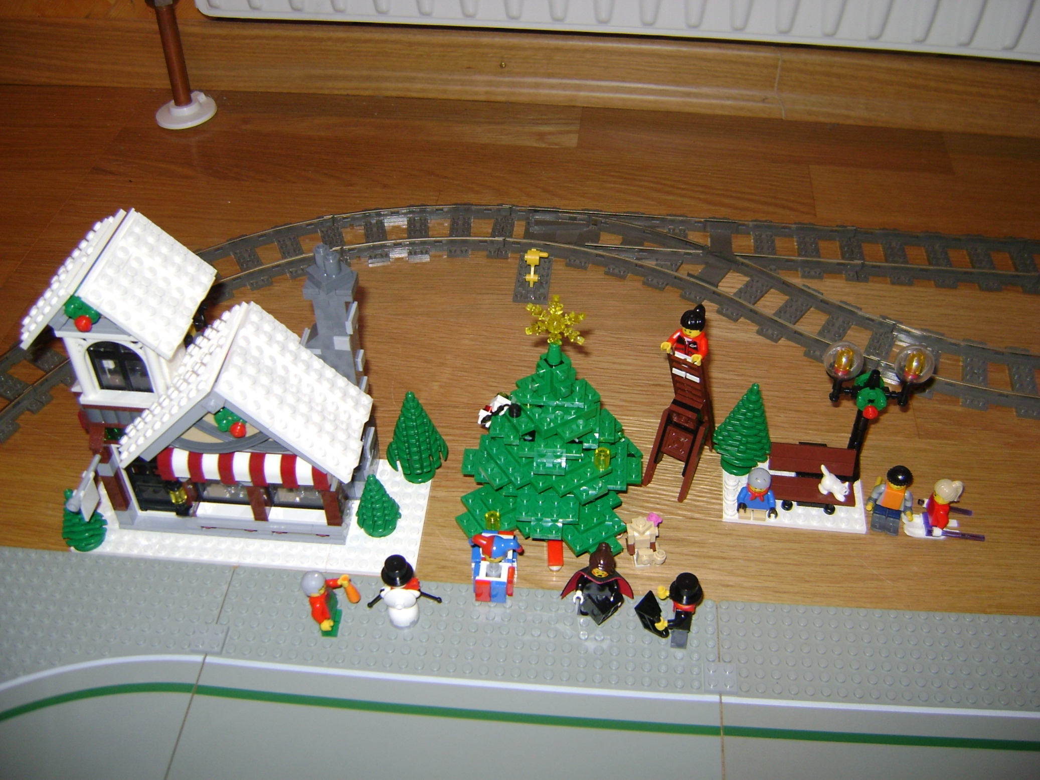 winter-toy-shop-10199.jpg