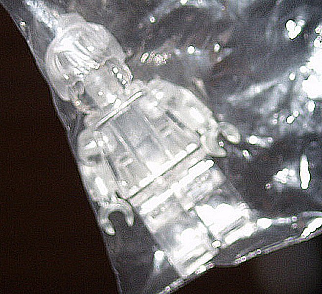 clear_minifig.jpg