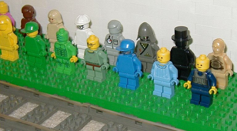 minifig003.jpg
