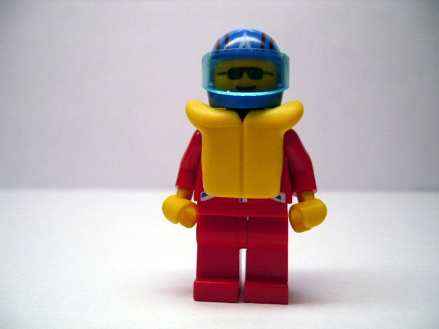 04minifig.jpg