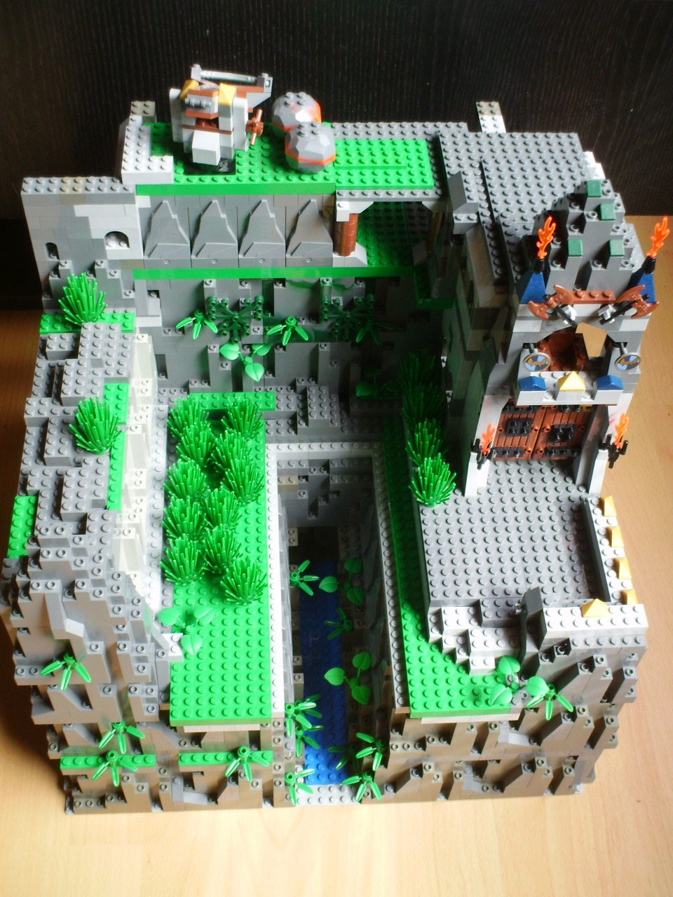 dwarf_mine2.jpg