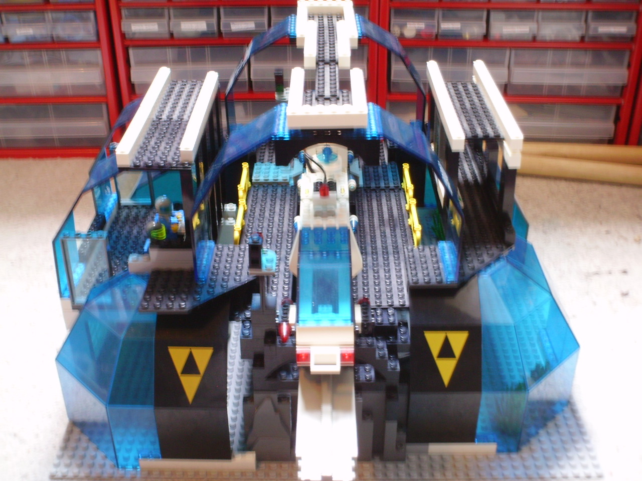 monorail_station4.jpg