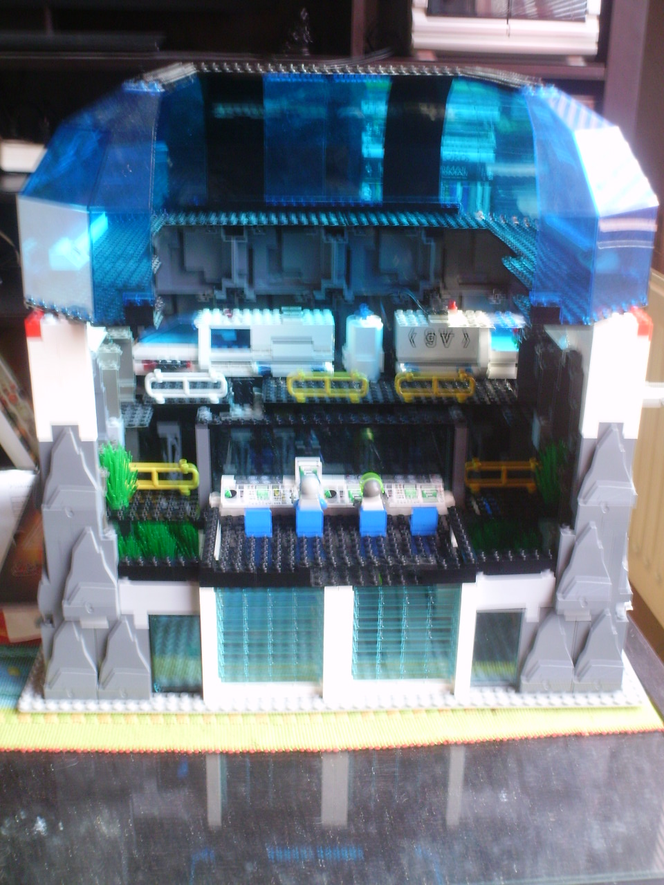 monorail_rock_base_station1.jpg