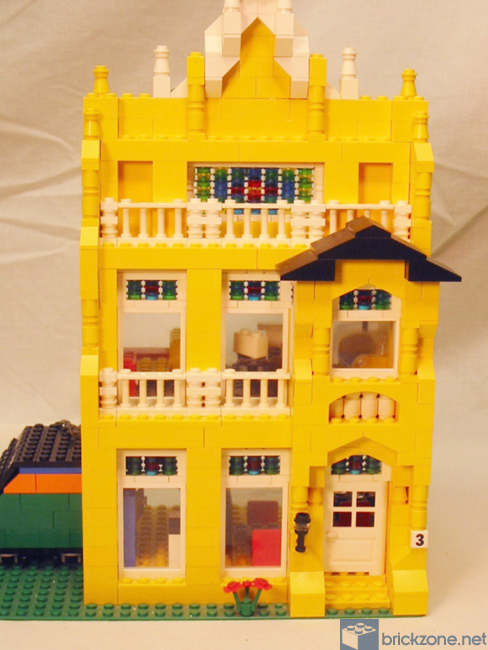 yellowbuilding099.jpg