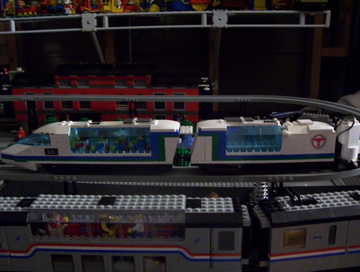 monorail02.jpg