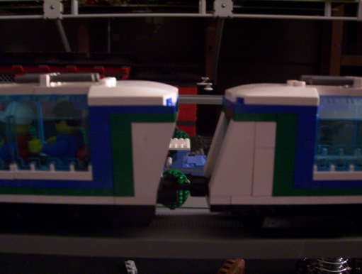 monorail05.jpg
