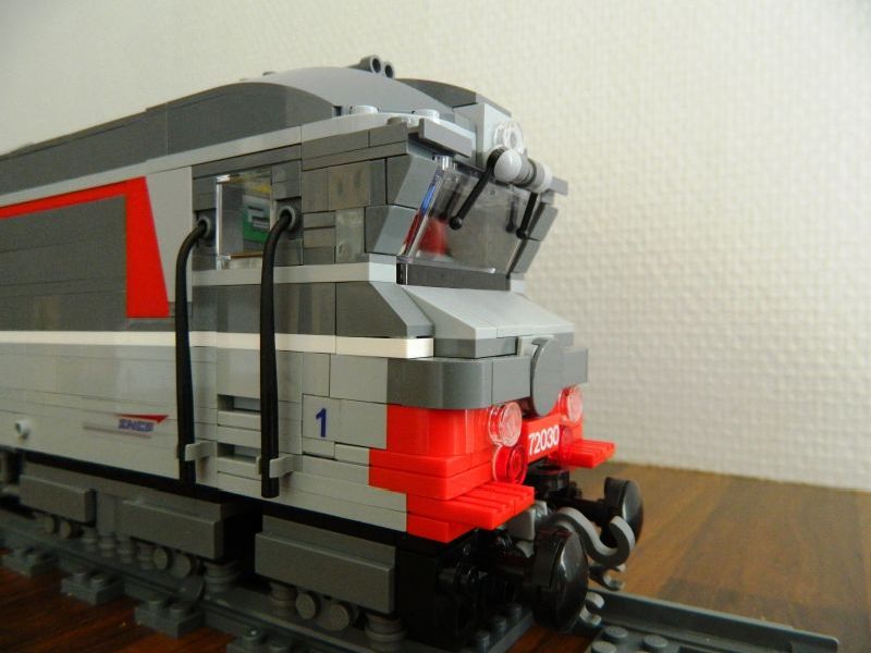 cc_72030_lego_24.jpg