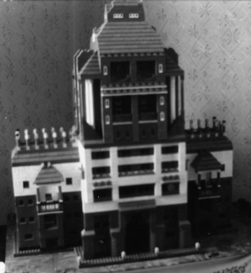 town-gate-01.jpg