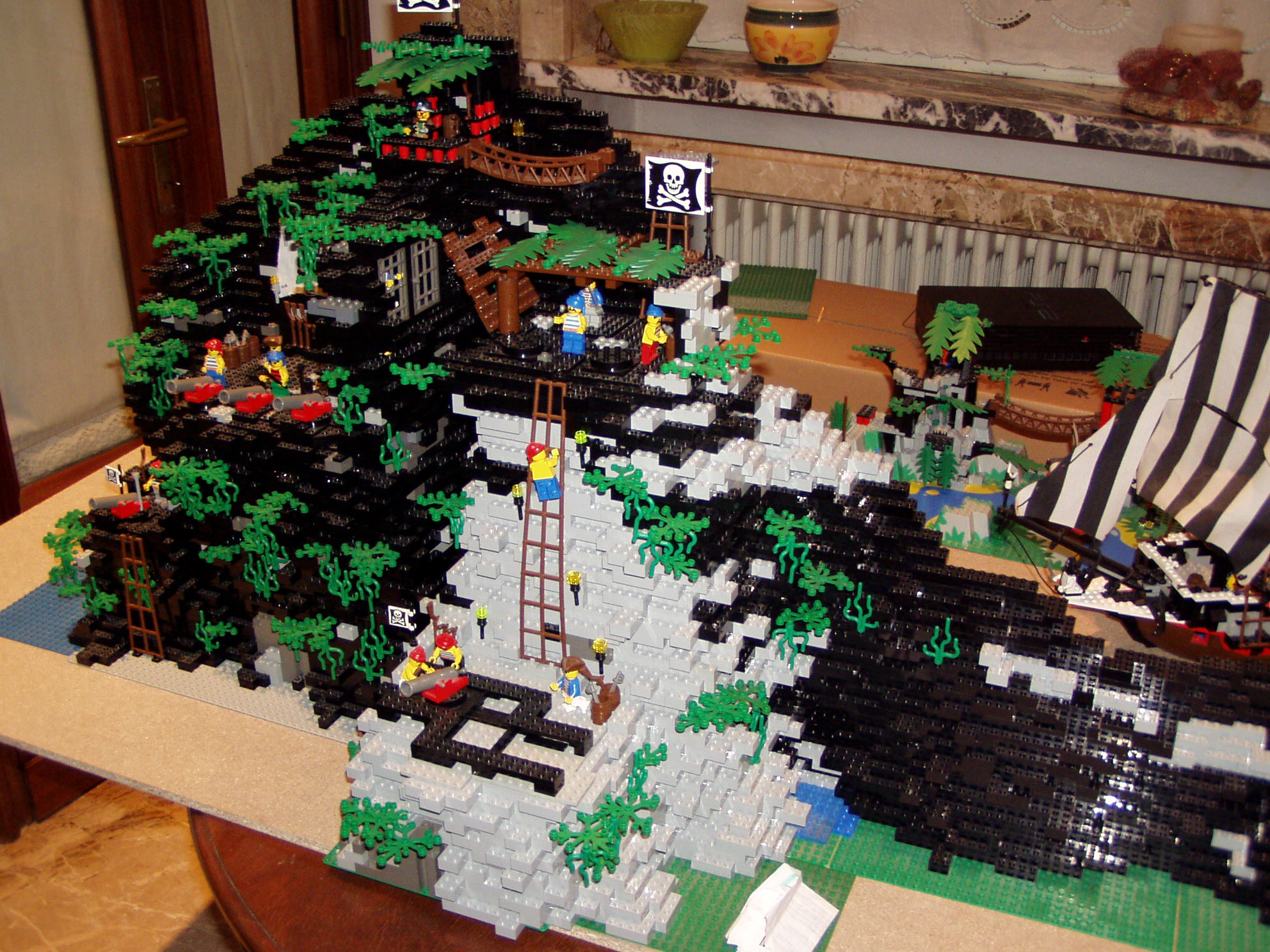 pirates_island_under_construction5.jpg