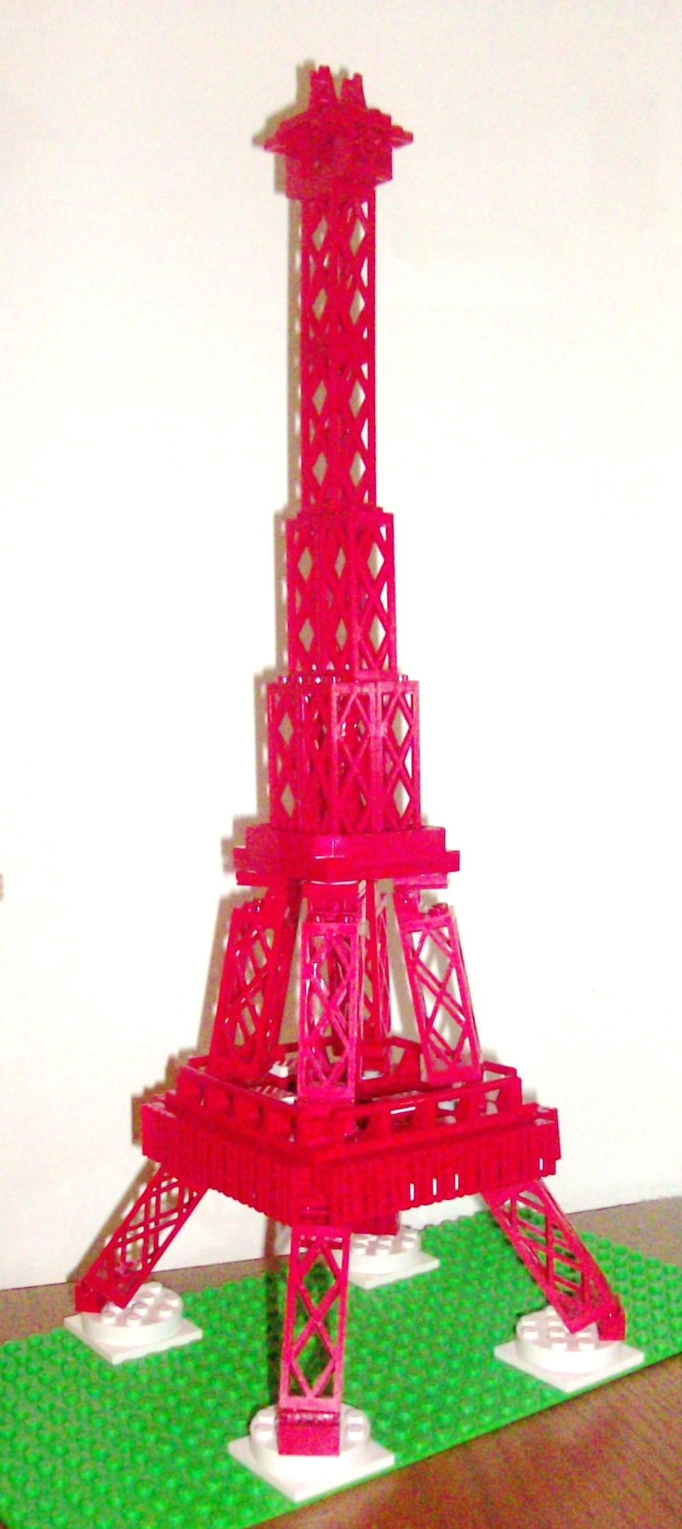 lego_eiffel_shorter.jpg