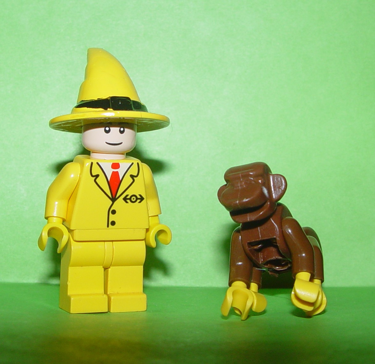 curious_george_n_man_in_yellow_hat.jpg
