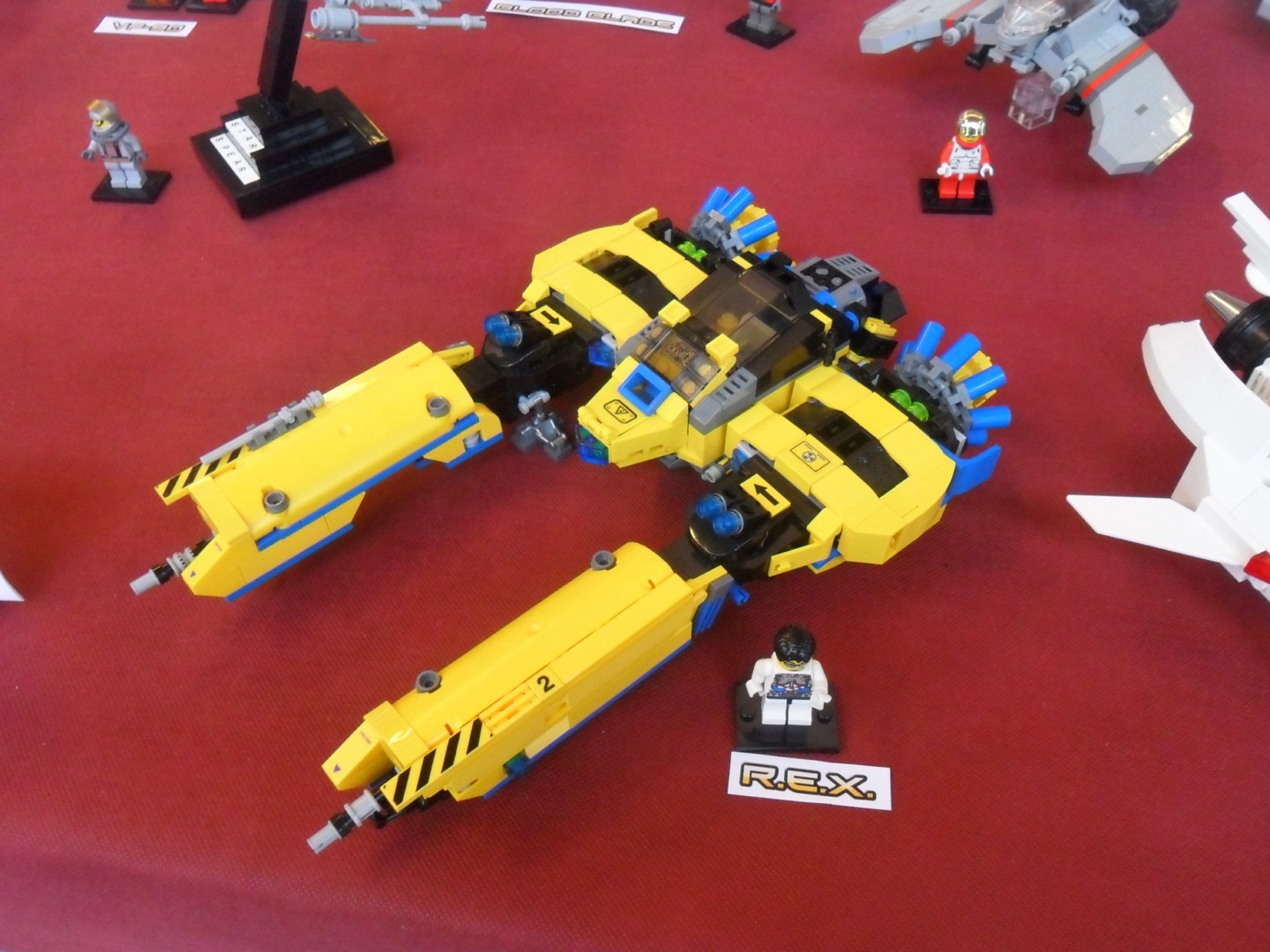 heventoshispabrick_20100068.jpg