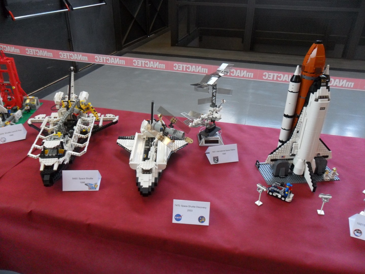 heventoshispabrick_20100118.jpg