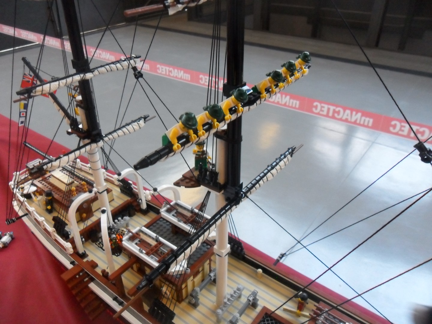 heventoshispabrick_20100128.jpg