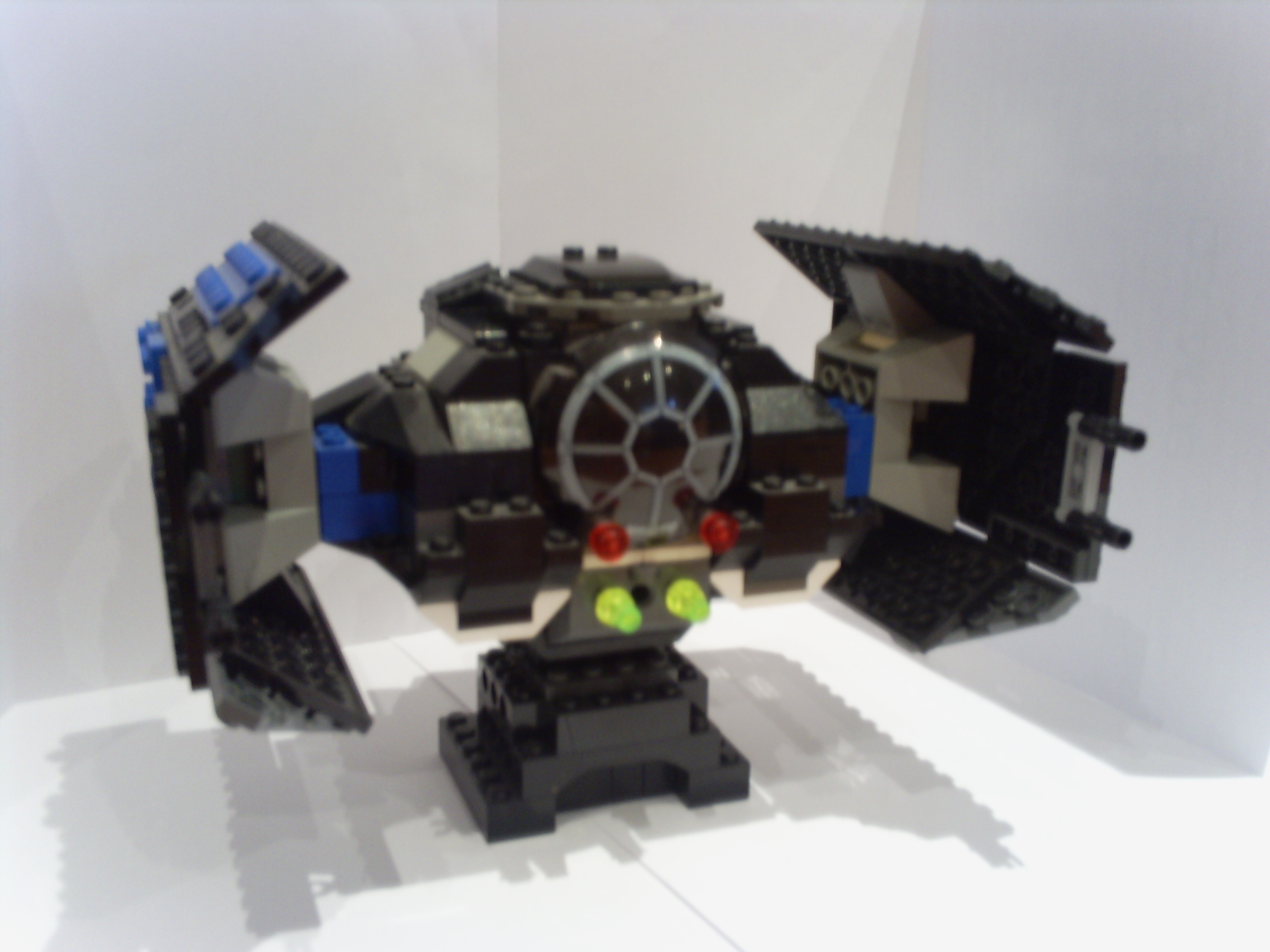tiesith1.jpg