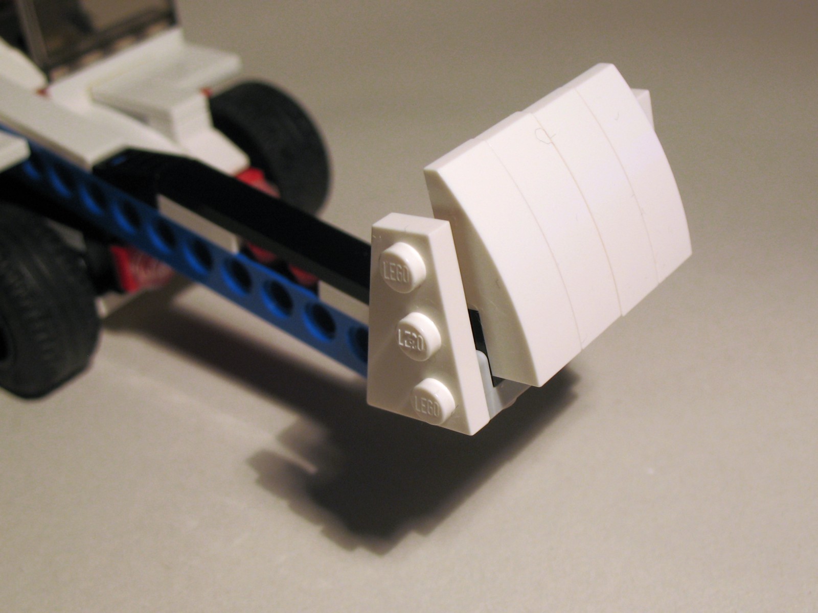 31006_frontloader_10.jpg