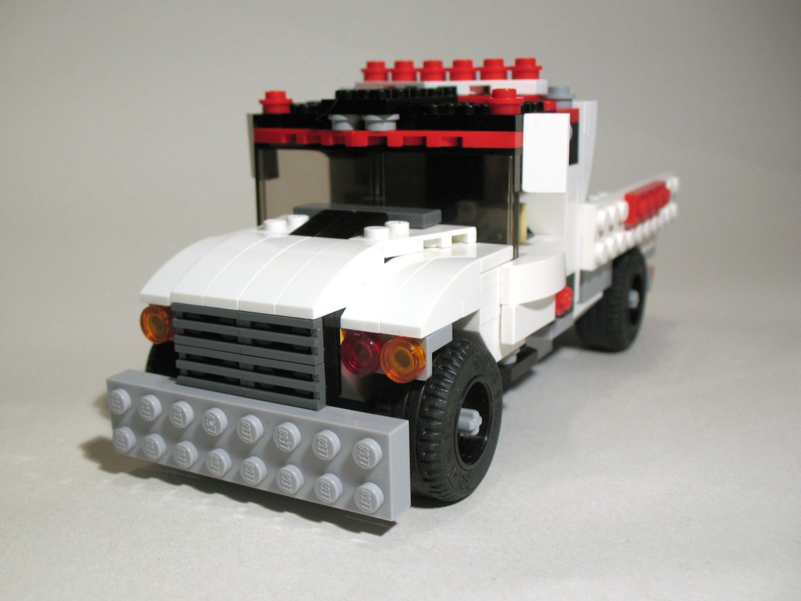 31006_truck_b_02.jpg