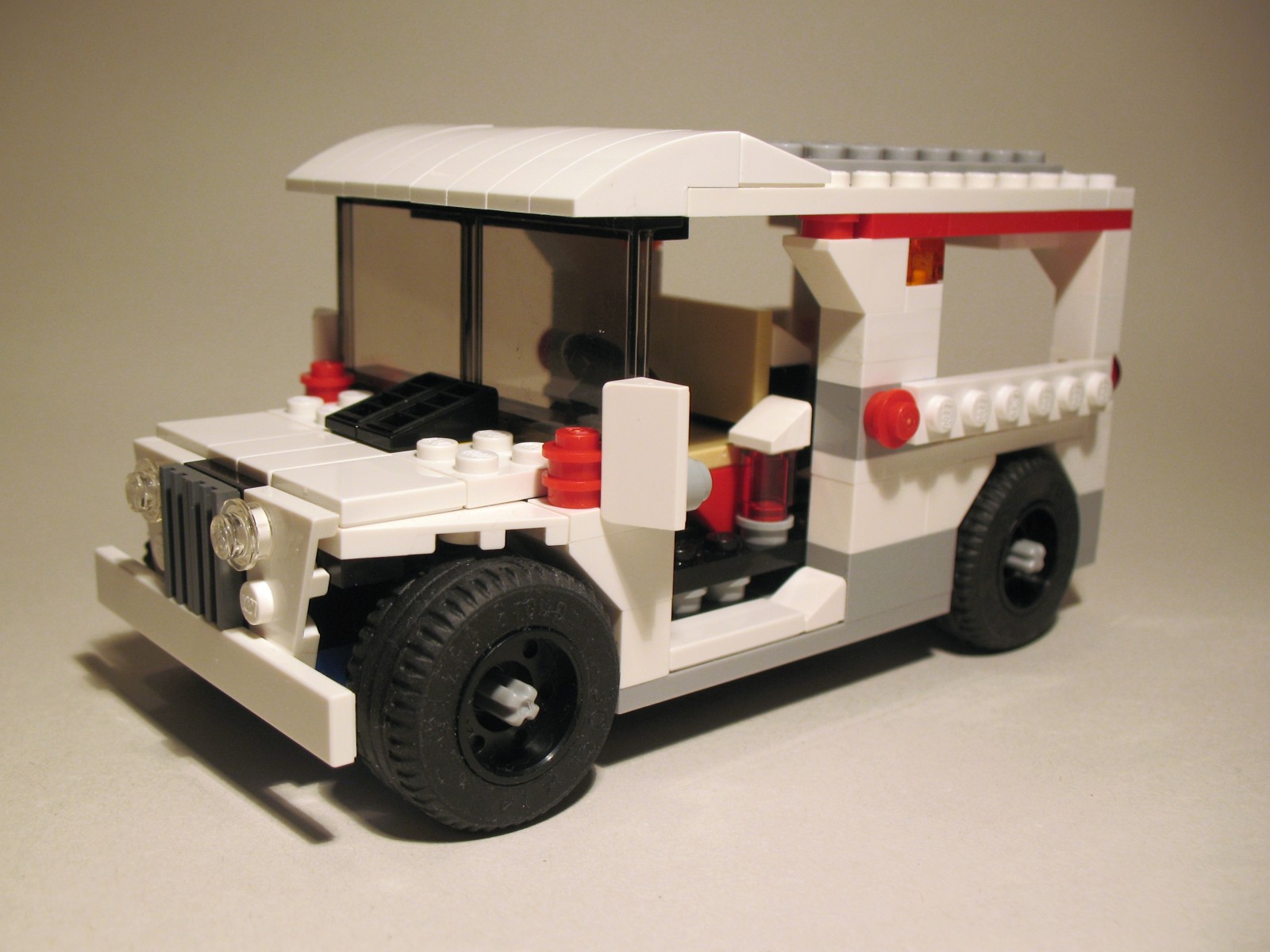 31006_zoobus_04.jpg