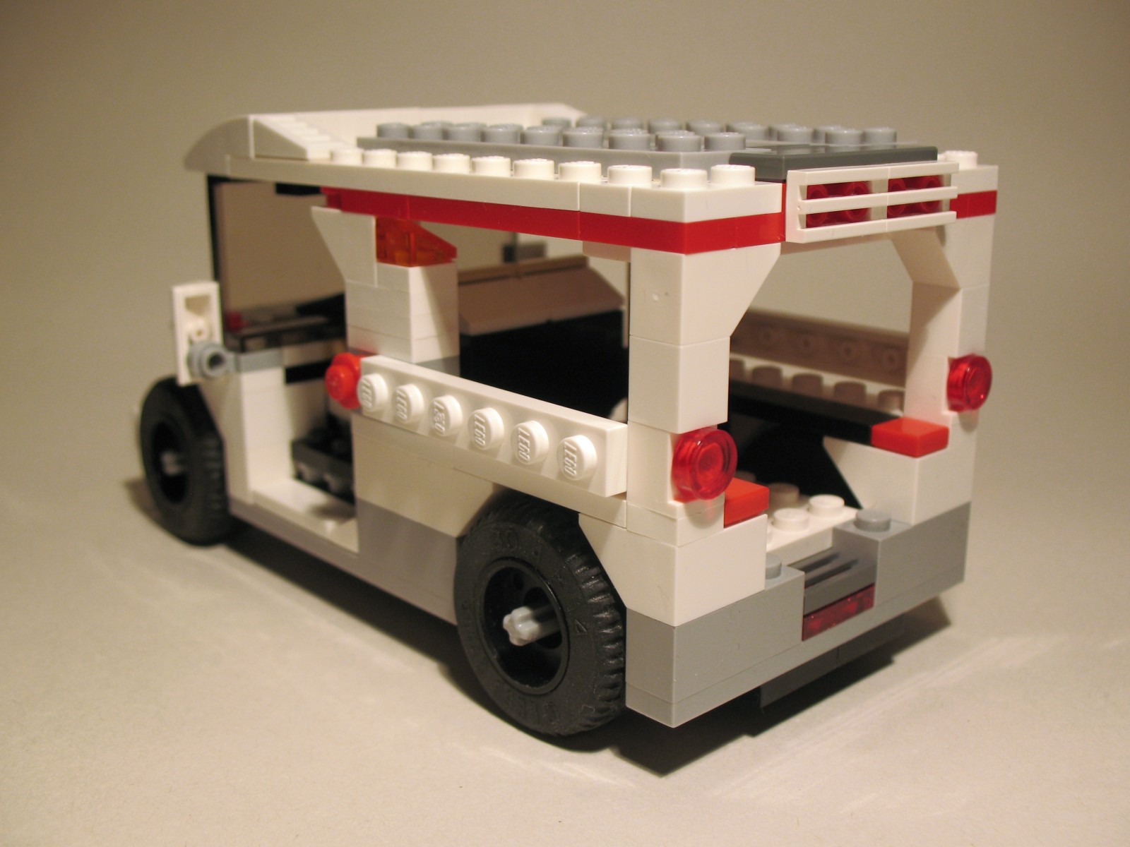 31006_zoobus_06.jpg