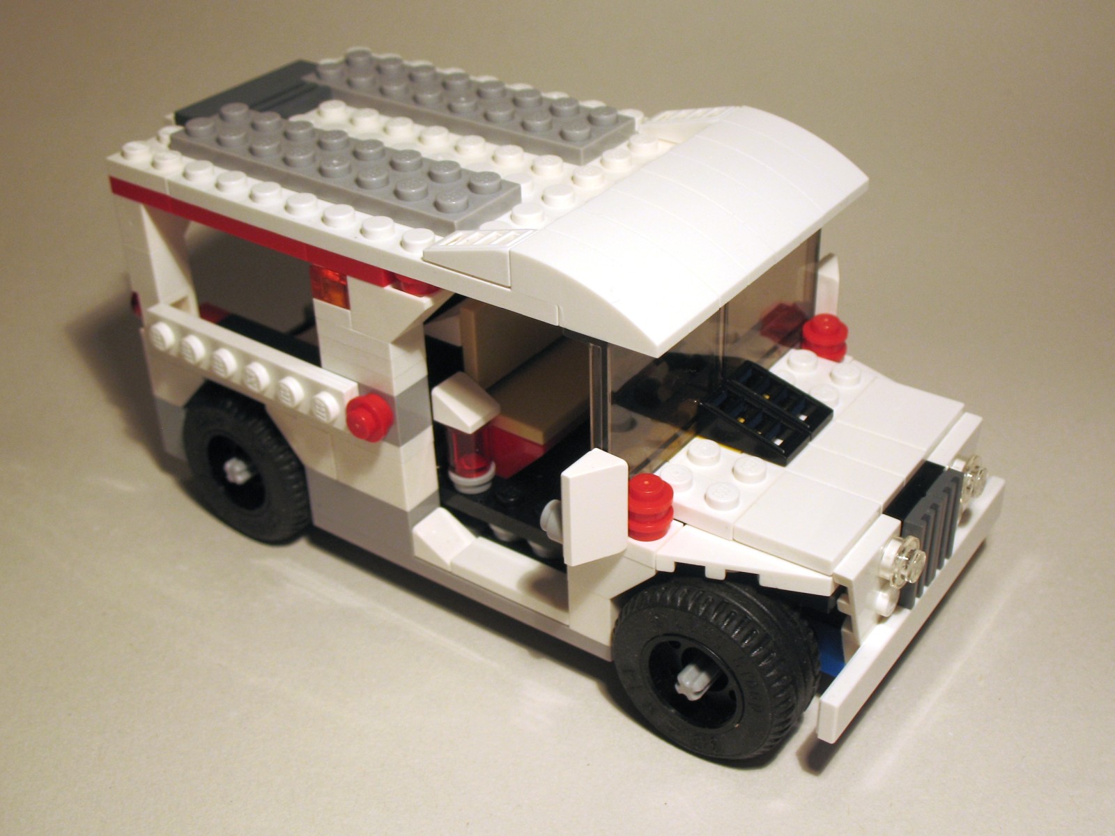 31006_zoobus_09.jpg