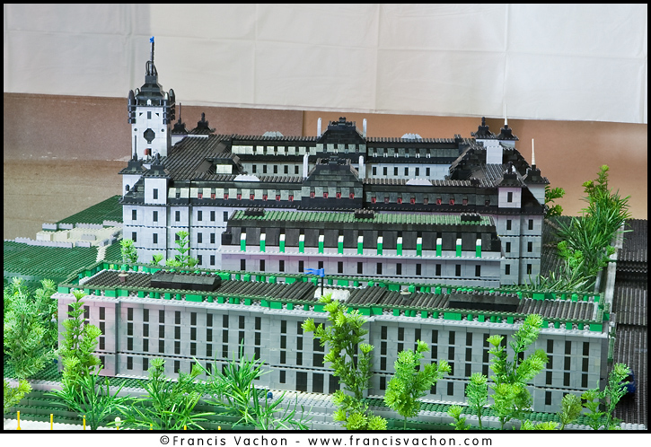 colline-parlementaire-lego-01.jpg