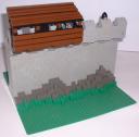 wall-with-hourd09.jpg
